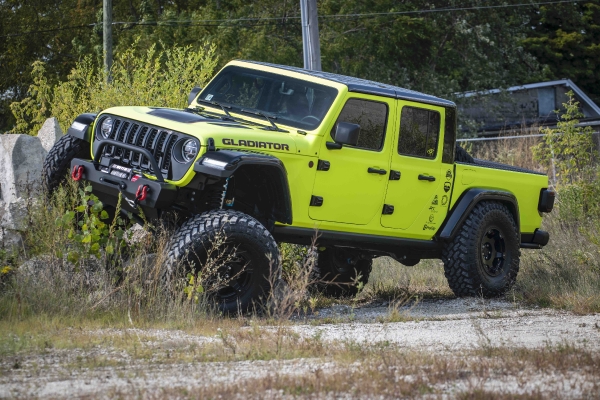 Alexis Virella for ShockerRacing Girls_4