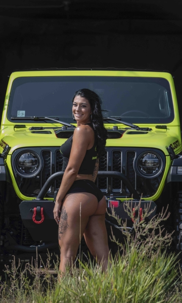 Lex Virella for ShockerRacing Girls with the Neon Gladiator JT