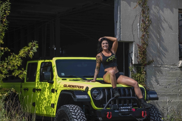 Lex Virella for ShockerRacing Girls with the Neon Gladiator JT
