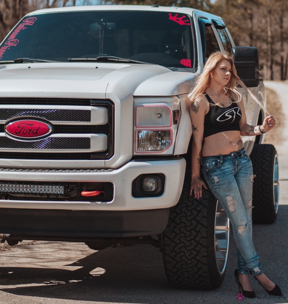 Emiley Bishop for ShockerRacing Girls_9