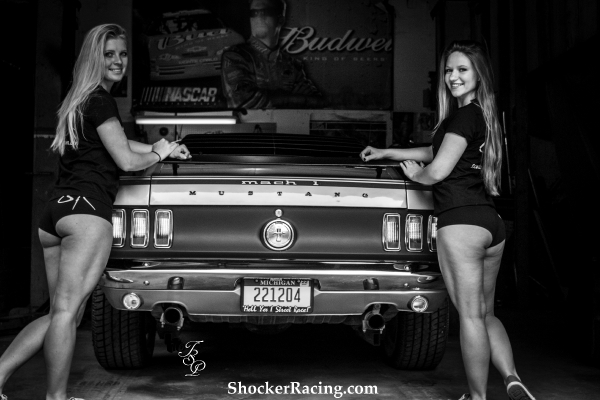 Morgan & Nicole in a photoshoot by Tyler Sorget