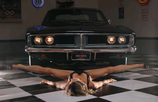Nicole Lynn aka Mopar Model_5